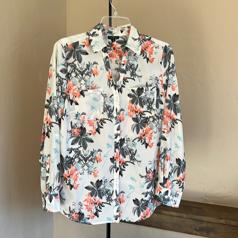 Gorgeous Floral Print Blouse
